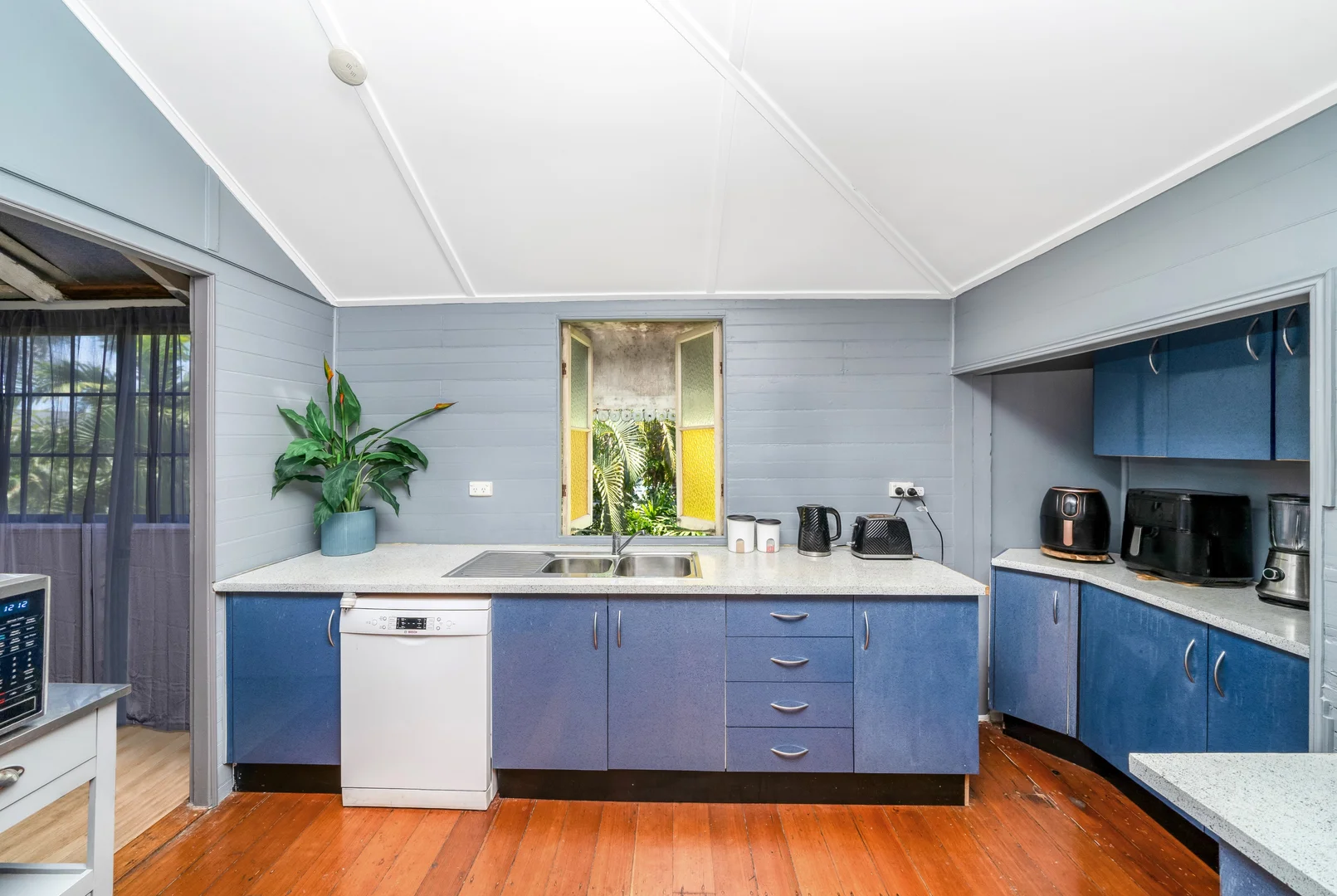 Additional image 8 of 102 Perkins Street West, Railway Estate QLD 4810