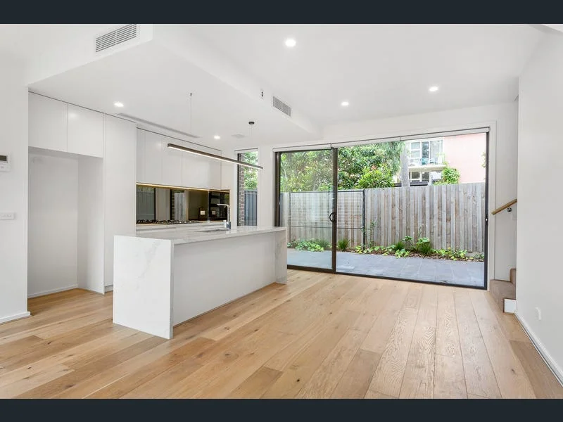 Additional image 4 of 3/15 Kireep rd, Balwyn VIC 3103