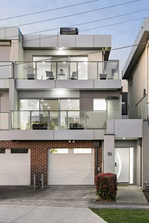 1D Suvla Grove, Coburg North VIC 3058