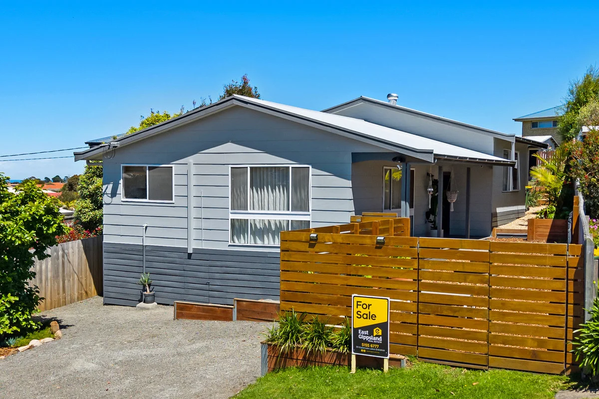 Additional image 23 of 19 West Crescent, Lakes Entrance VIC 3909