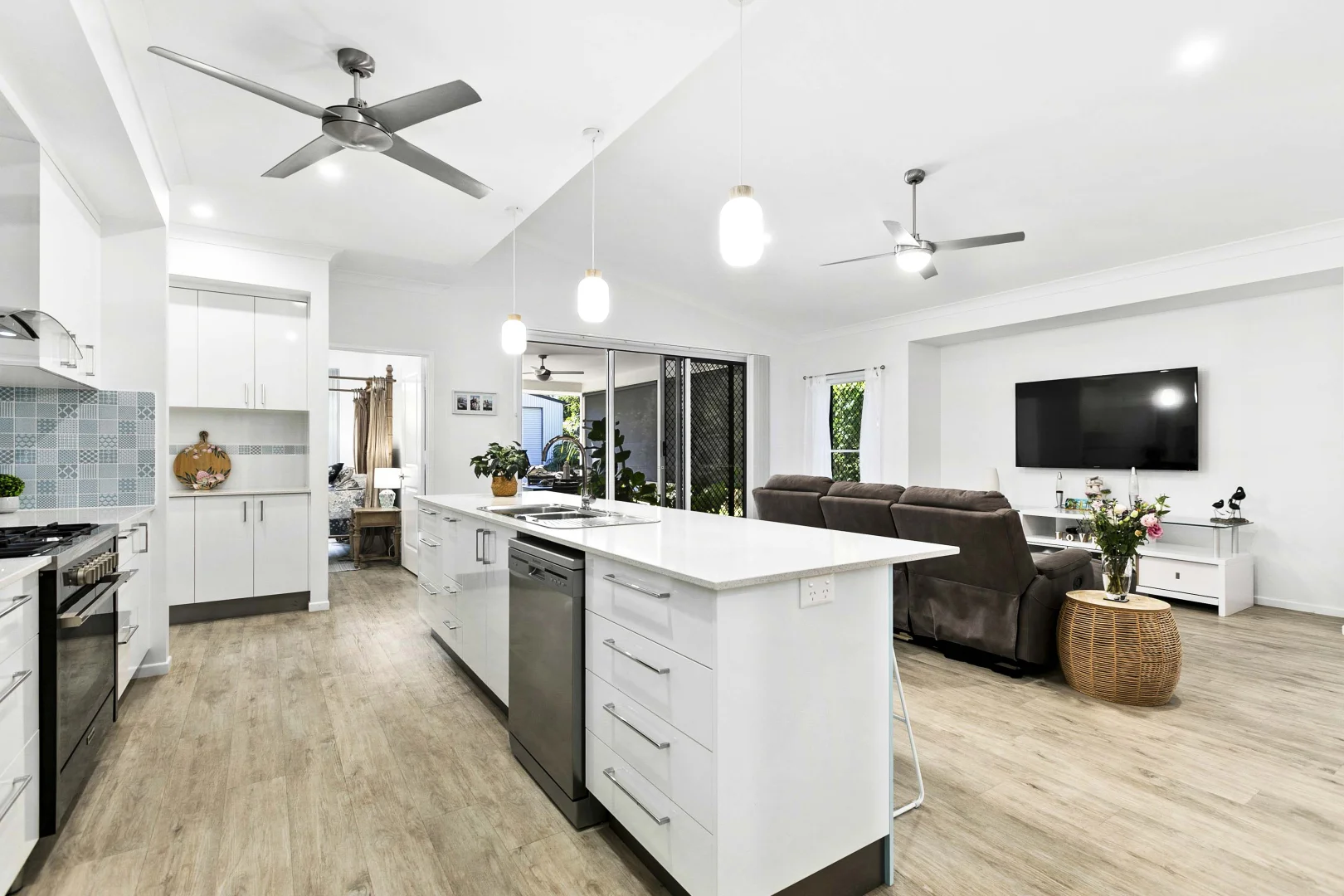 Additional image 5 of 98 Cypress Street, Torquay QLD 4655