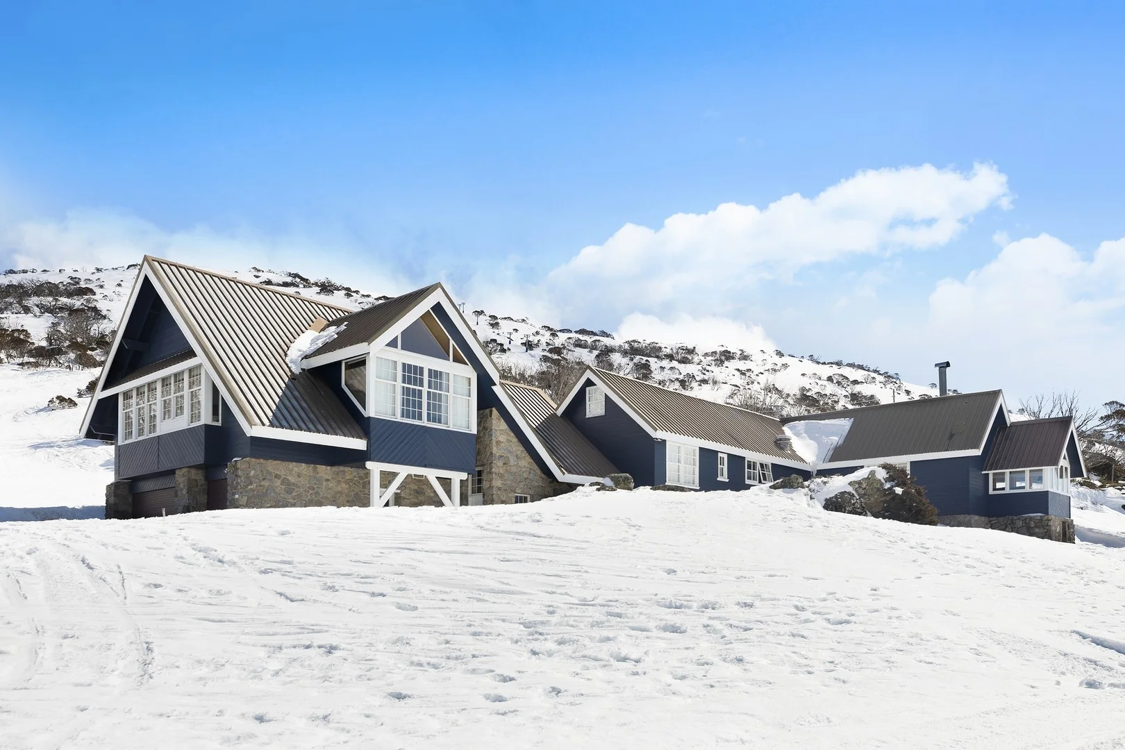 'Muddles Lodge' 129 Perisher Creek Road, Perisher Valley NSW 2624