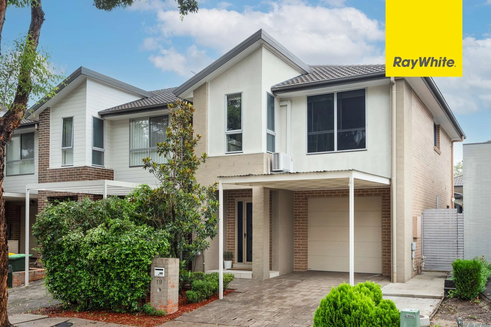 19 Cobden Parkes Cres, Lidcombe NSW 2141