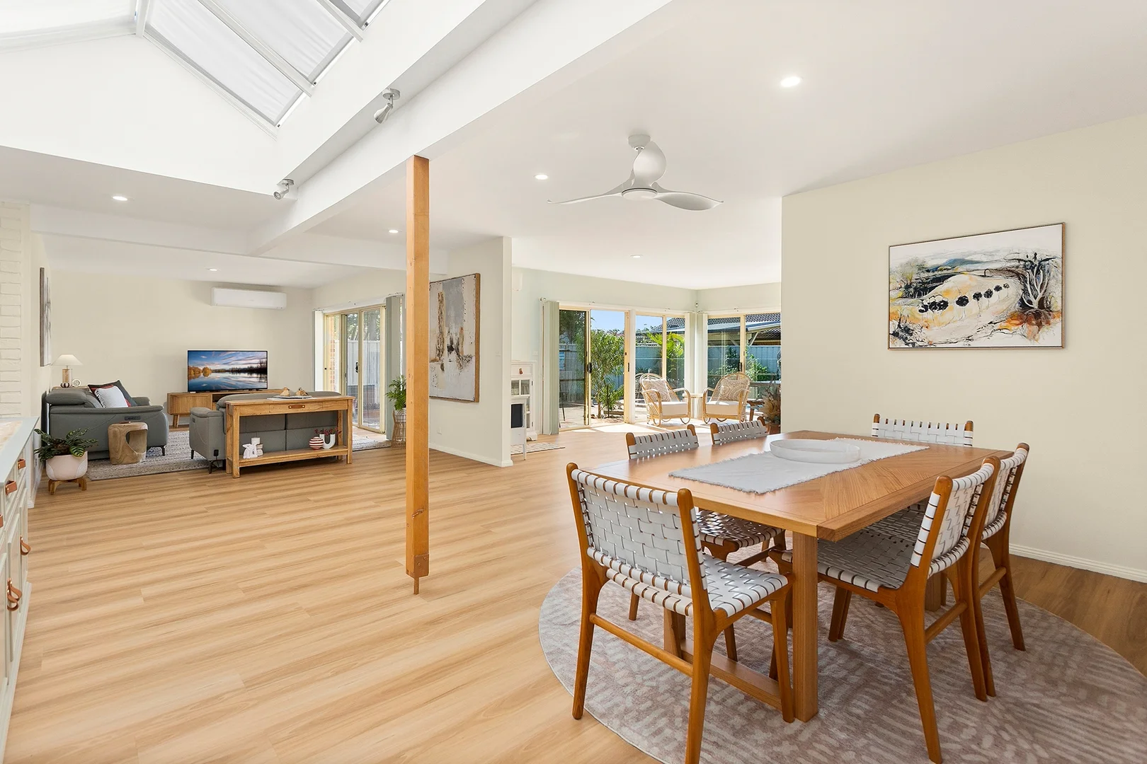 33 Kruger Avenue, Windang NSW 2528