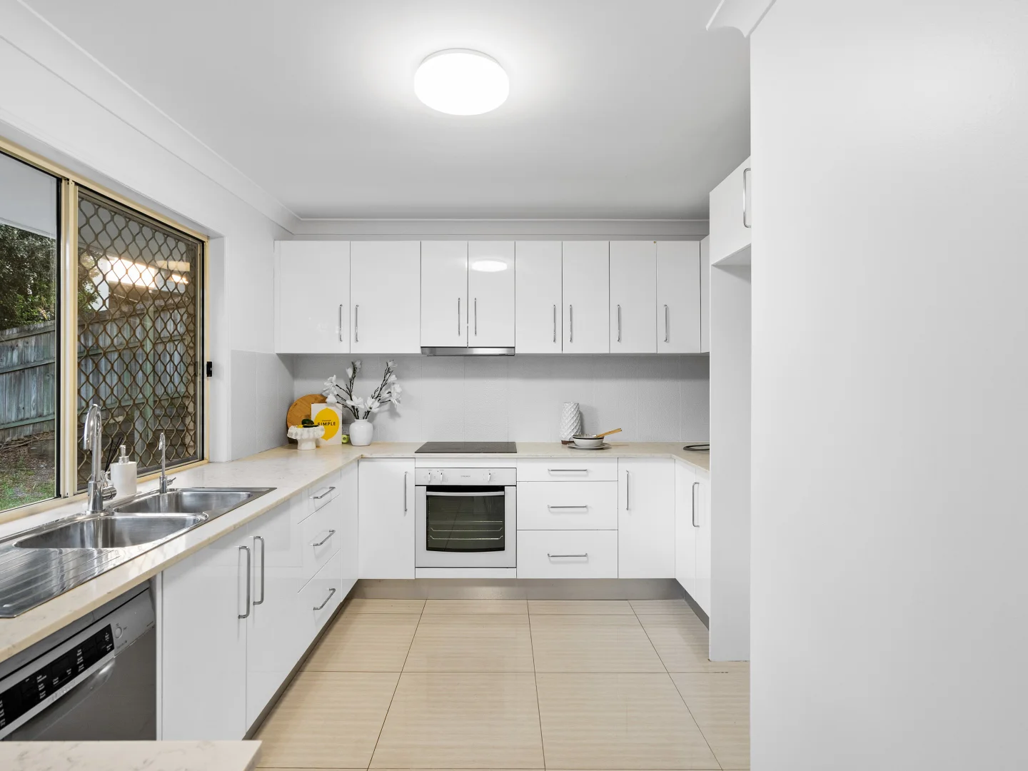 Additional image 11 of 45 Springsure Street, Runcorn QLD 4113