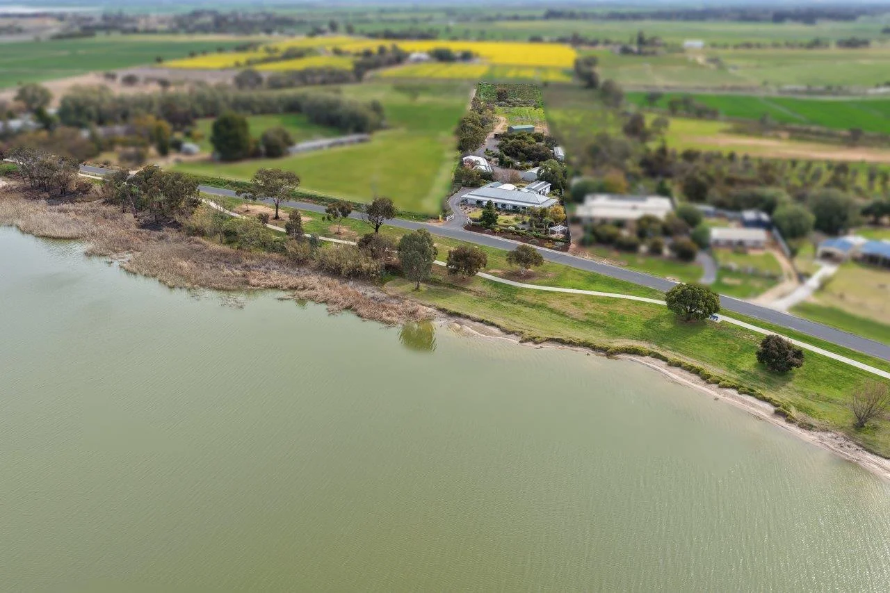 169 LAKESIDE DRIVE, Lake Boga VIC 3584