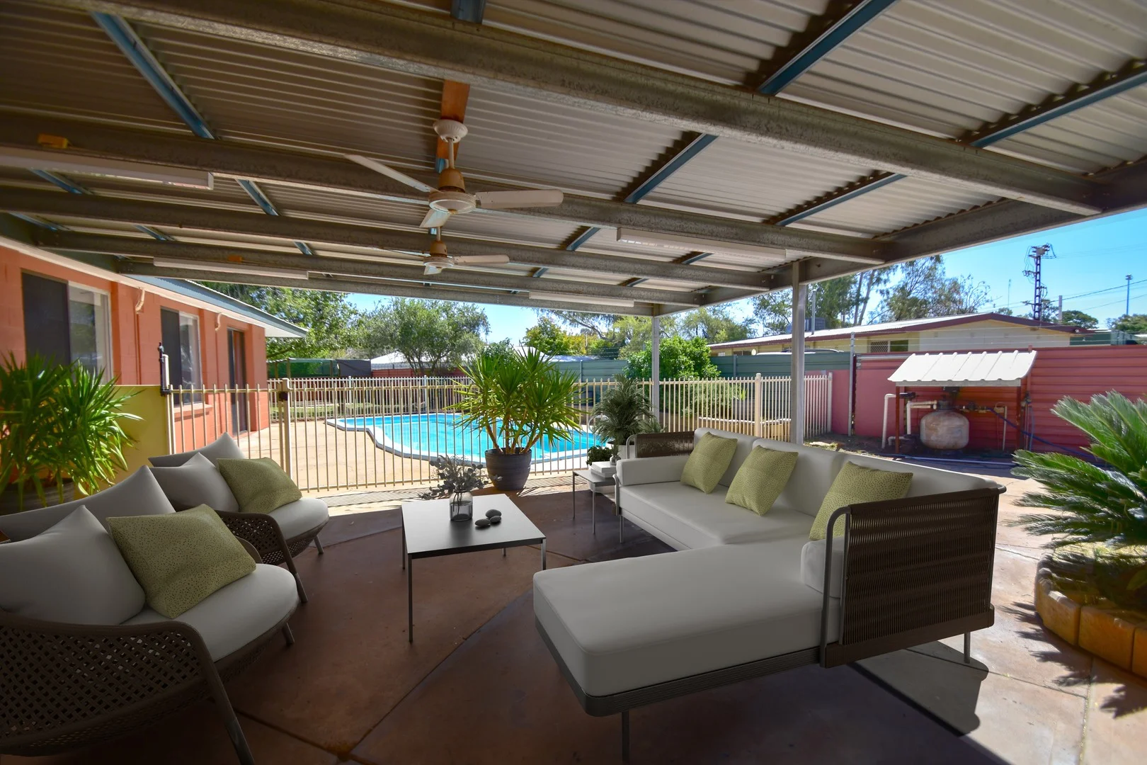 4 Poeppel Gardens, Gillen NT 0870