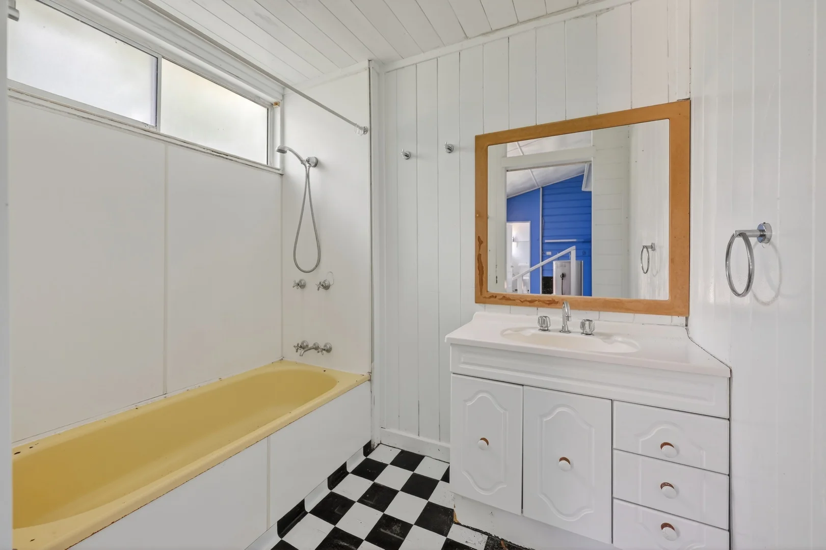 Additional image 8 of 14 Barbeler Street, Currajong QLD 4812