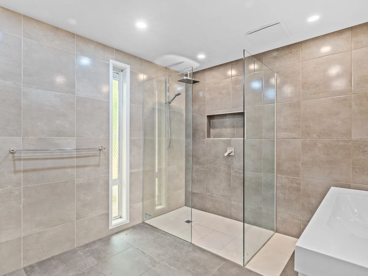 Additional image 10 of 2/5 Tanina Street, Kingston Beach TAS 7050