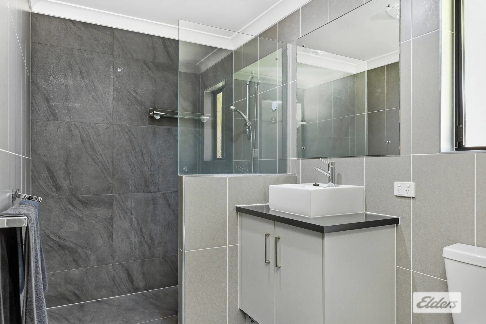 Additional image 13 of 14 Bells Court, Rosslyn QLD 4703