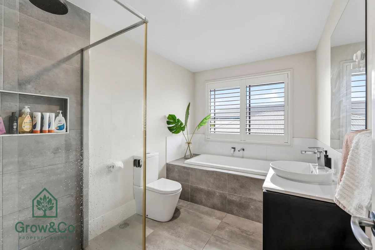 Additional image 13 of 3 Lovat Street, Helensvale QLD 4212