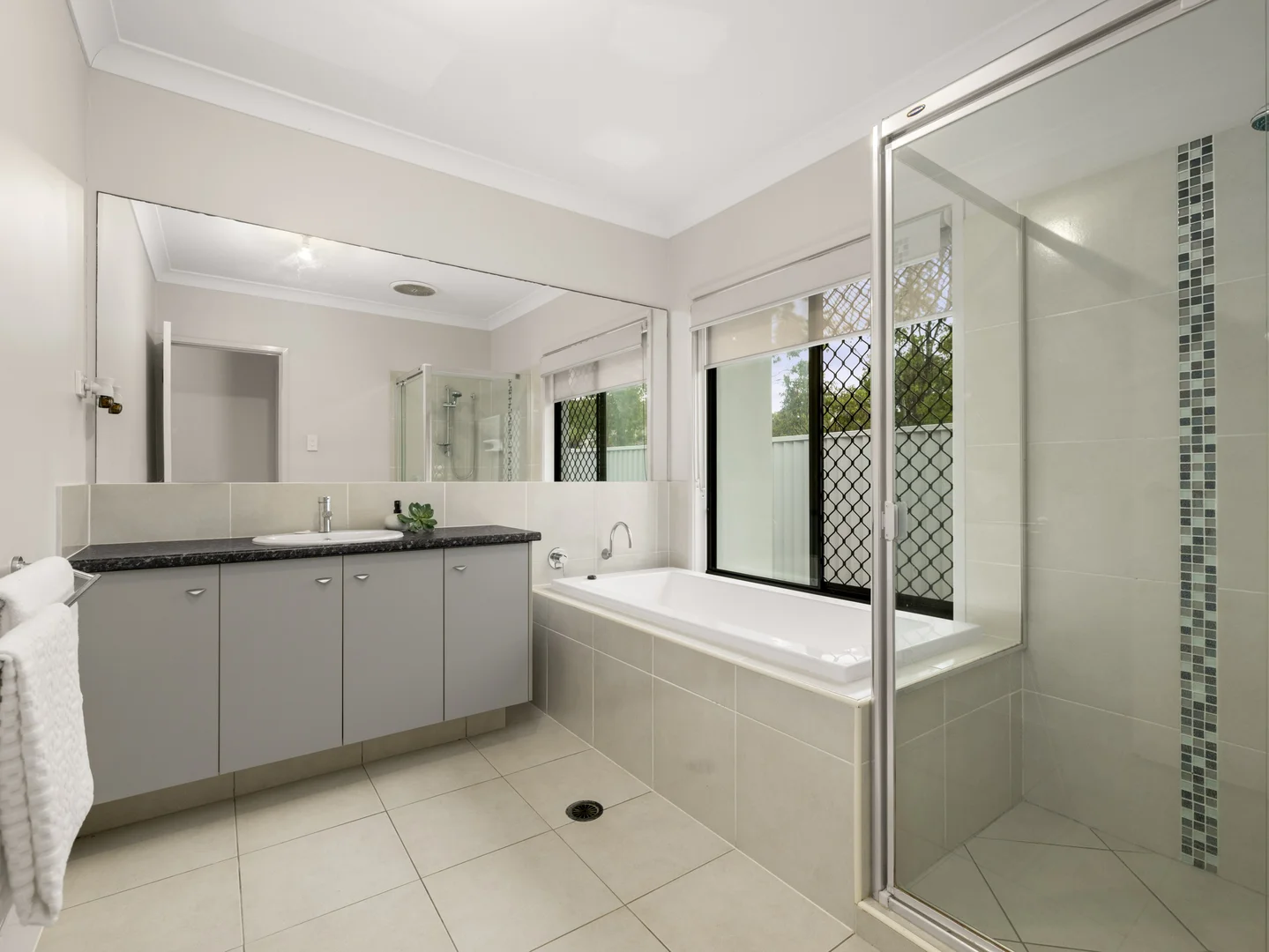 Additional image 16 of 27 Quinn Close, Augustine Heights QLD 4300