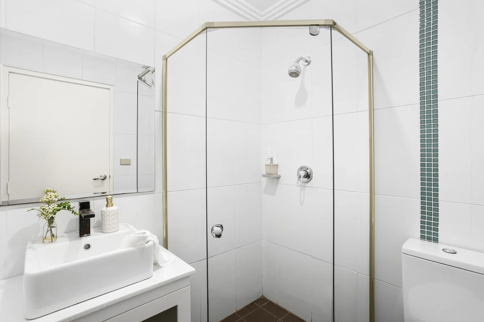 Additional image 6 of 30/11-13 Oaks Avenue, Dee Why NSW 2099