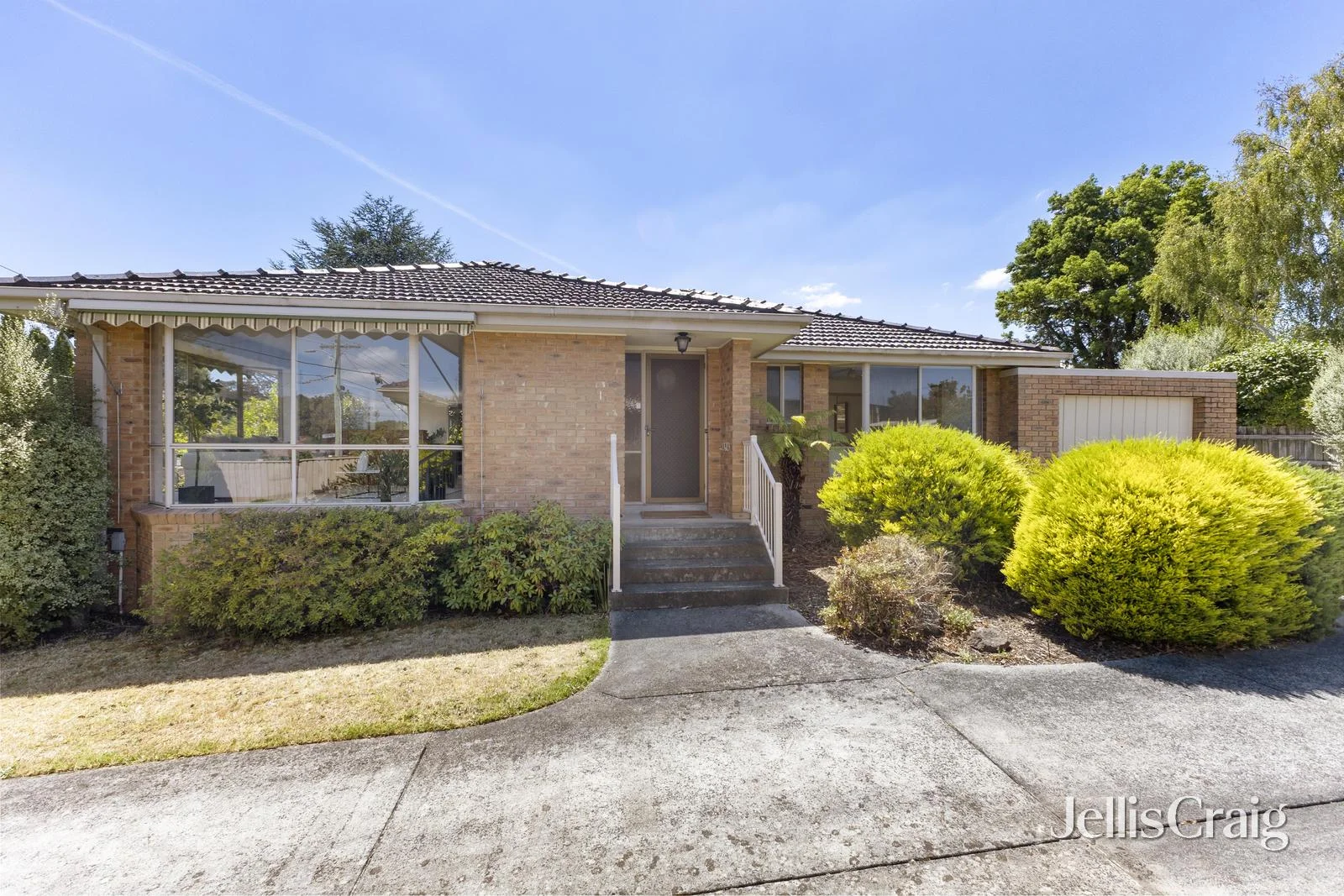 1/4 Charles Street, Mount Waverley VIC 3149