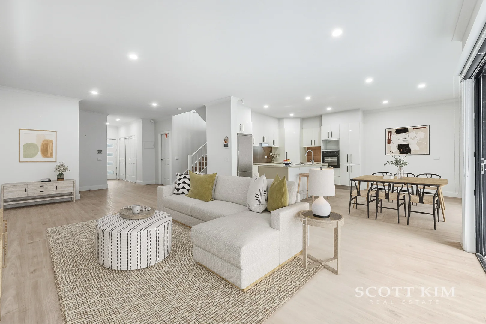 Additional image 2 of 1/106 Warrigal Road, Camberwell VIC 3124