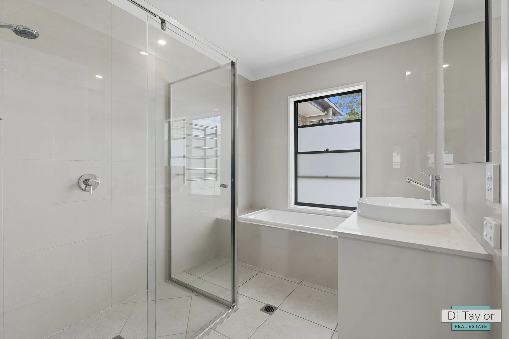 Additional image 12 of 6-8 Summerhill Place, Woodhill QLD 4285