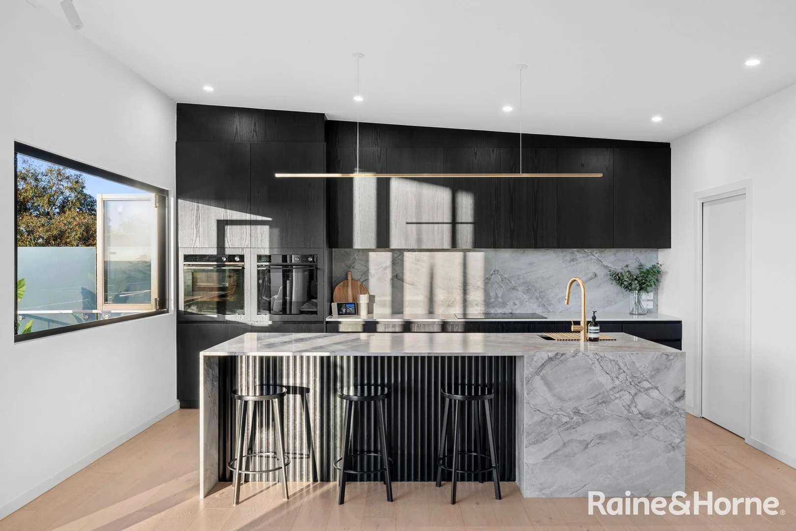 Additional image 15 of 2 Pindara Place, Gisborne VIC 3437