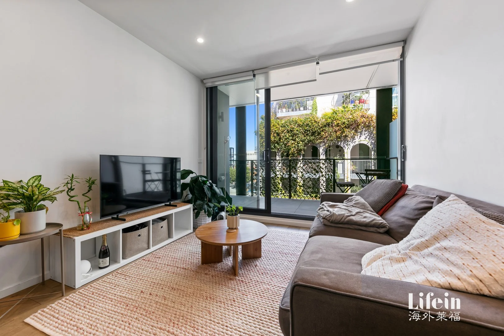 202/2 Duckett Street, Brunswick VIC 3056