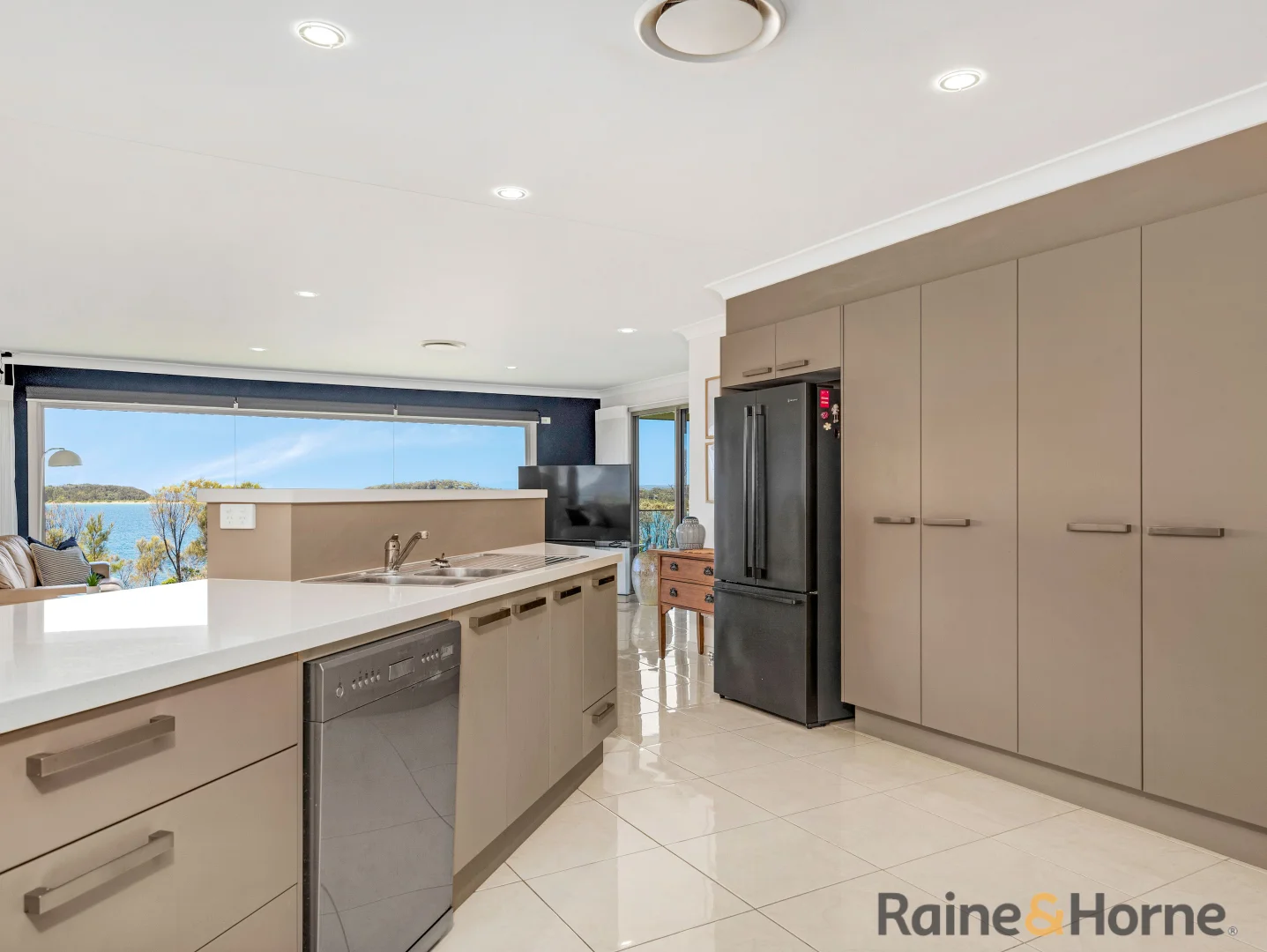 Additional image 6 of 129 Annetts Parade, Mossy Point NSW 2537