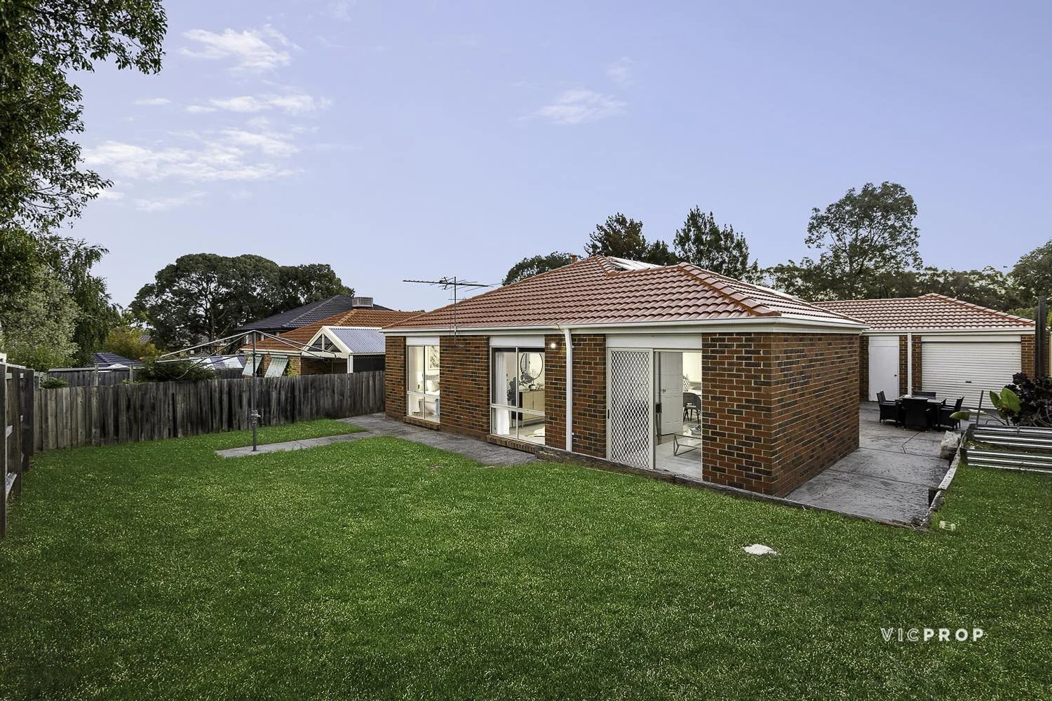 Additional image 12 of 8 Springwood View, Bundoora VIC 3083