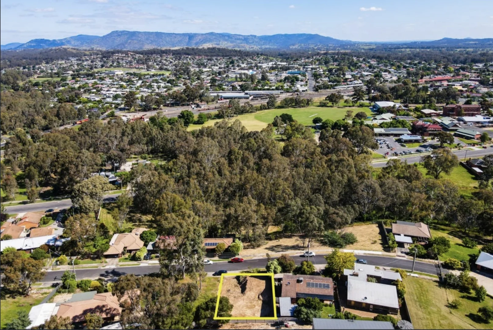 Additional image 2 of 27 Hanley Crescent, Seymour VIC 3660