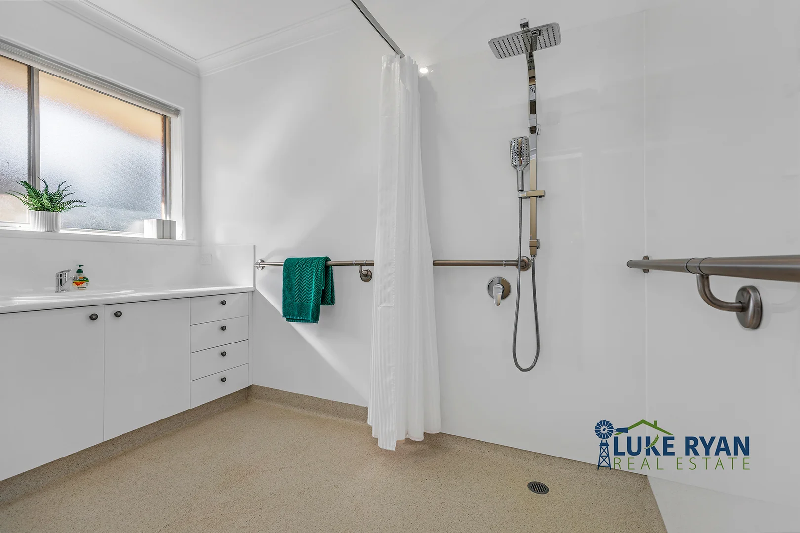 Additional image 12 of 13 Diggora Road, Rochester VIC 3561