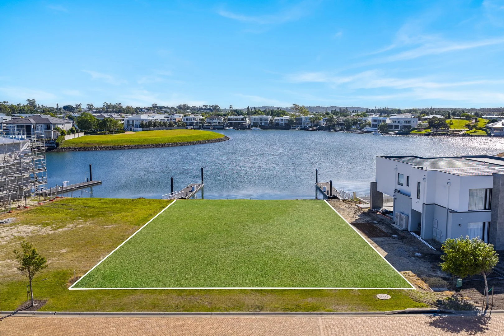 8872 The Point Circuit, Sanctuary Cove QLD 4212