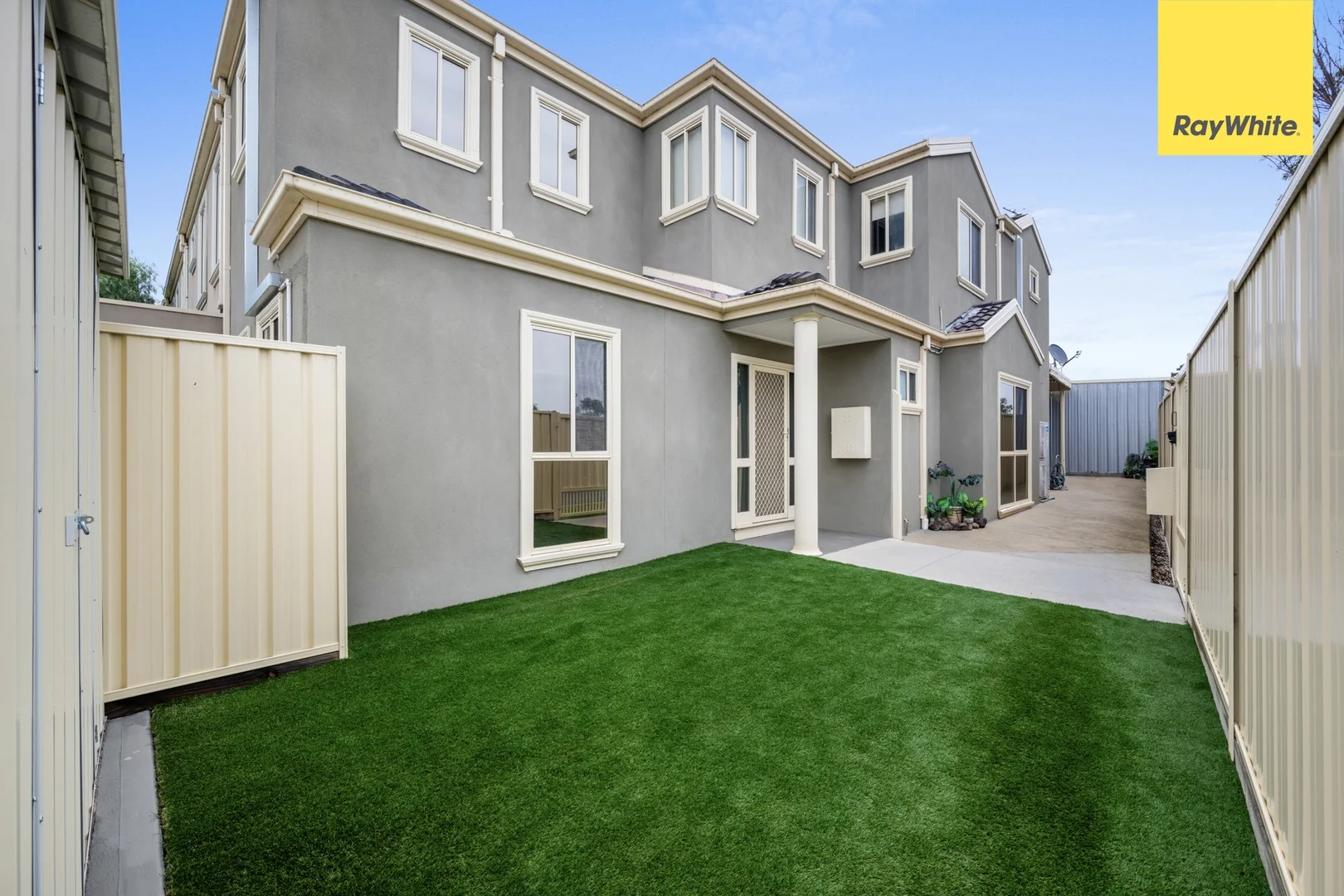 10 Kim Lane, Harkness VIC 3337