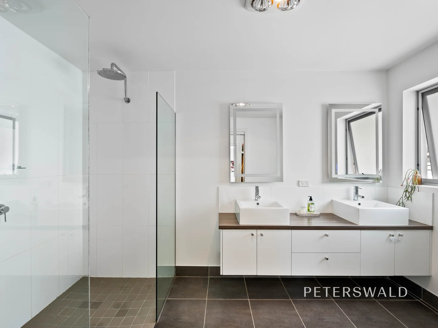 Additional image 13 of 14 Sunways Avenue, Seven Mile Beach TAS 7170