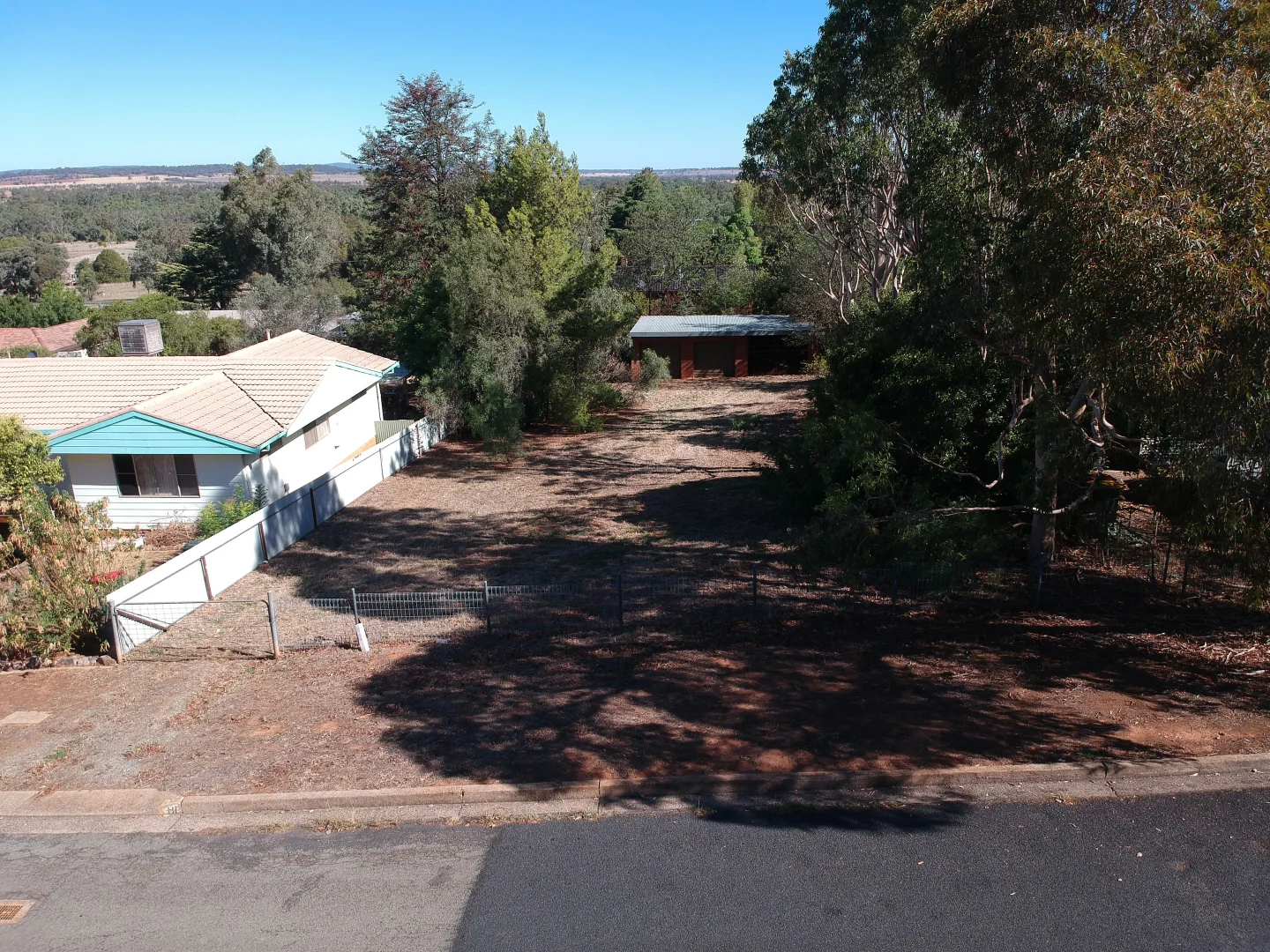 Additional image 2 of 11 Evans Parade, Parkes NSW 2870