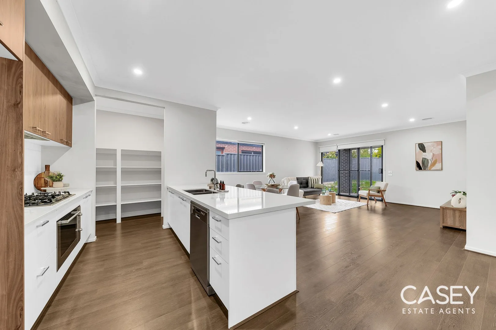 Additional image 8 of 14 Bolshoi Boulevard, Clyde North VIC 3978