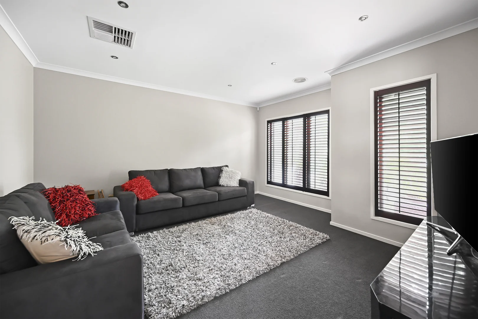 Additional image 5 of 112 Myrtle Road, Ascot VIC 3551