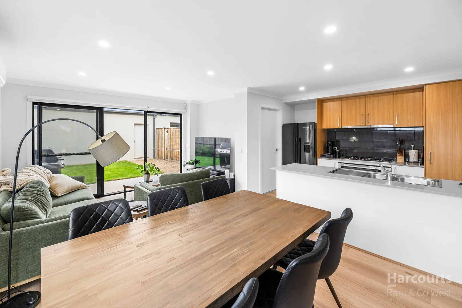 Additional image 5 of 41 Bayview Walk, Thornhill Park VIC 3335