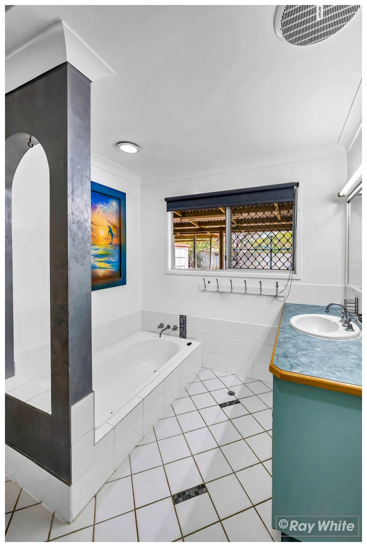 Additional image 48 of 10 Glover Street, Gracemere QLD 4702