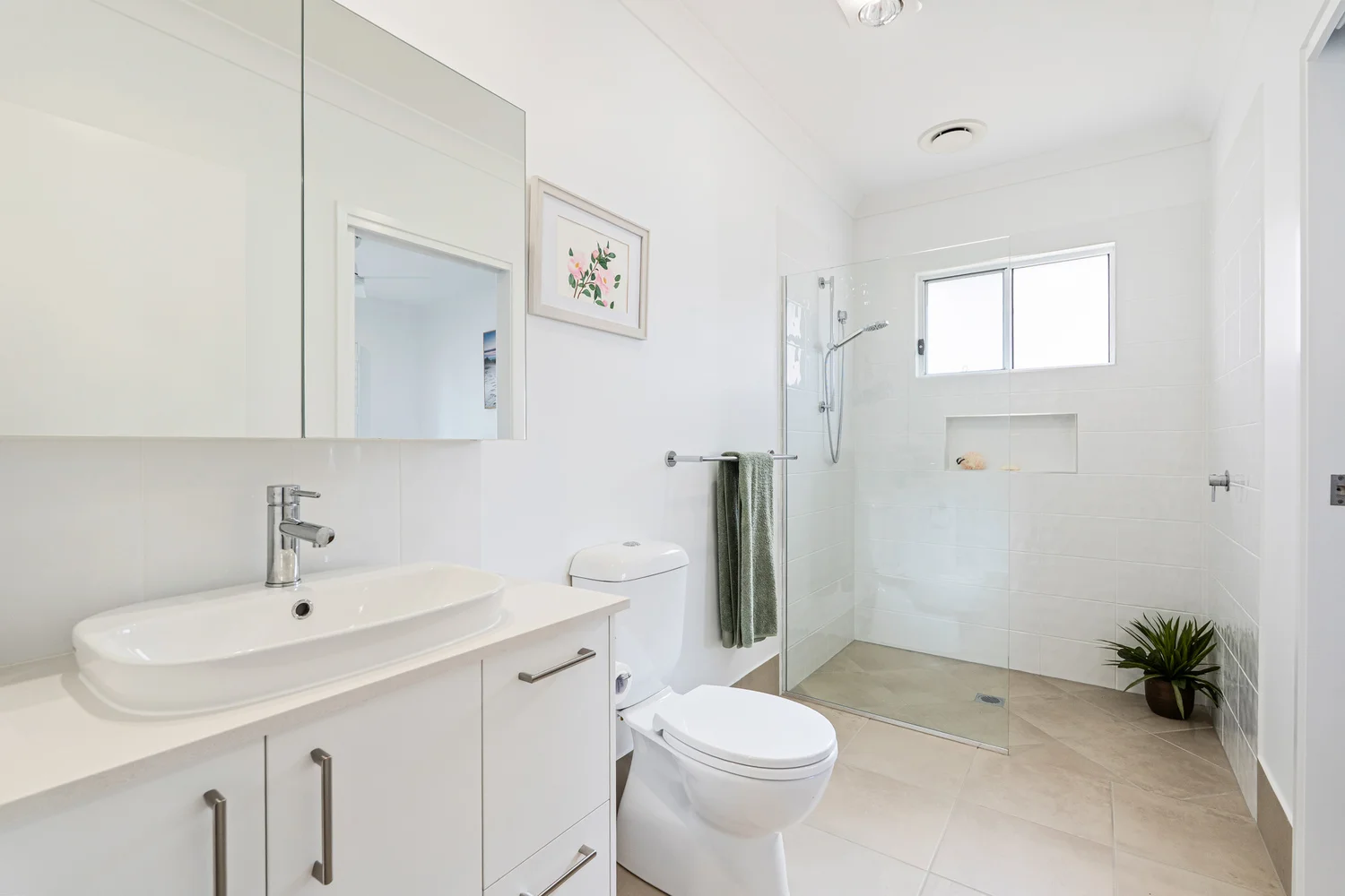 Additional image 11 of 329/2-20 Island View Drive, Urangan QLD 4655