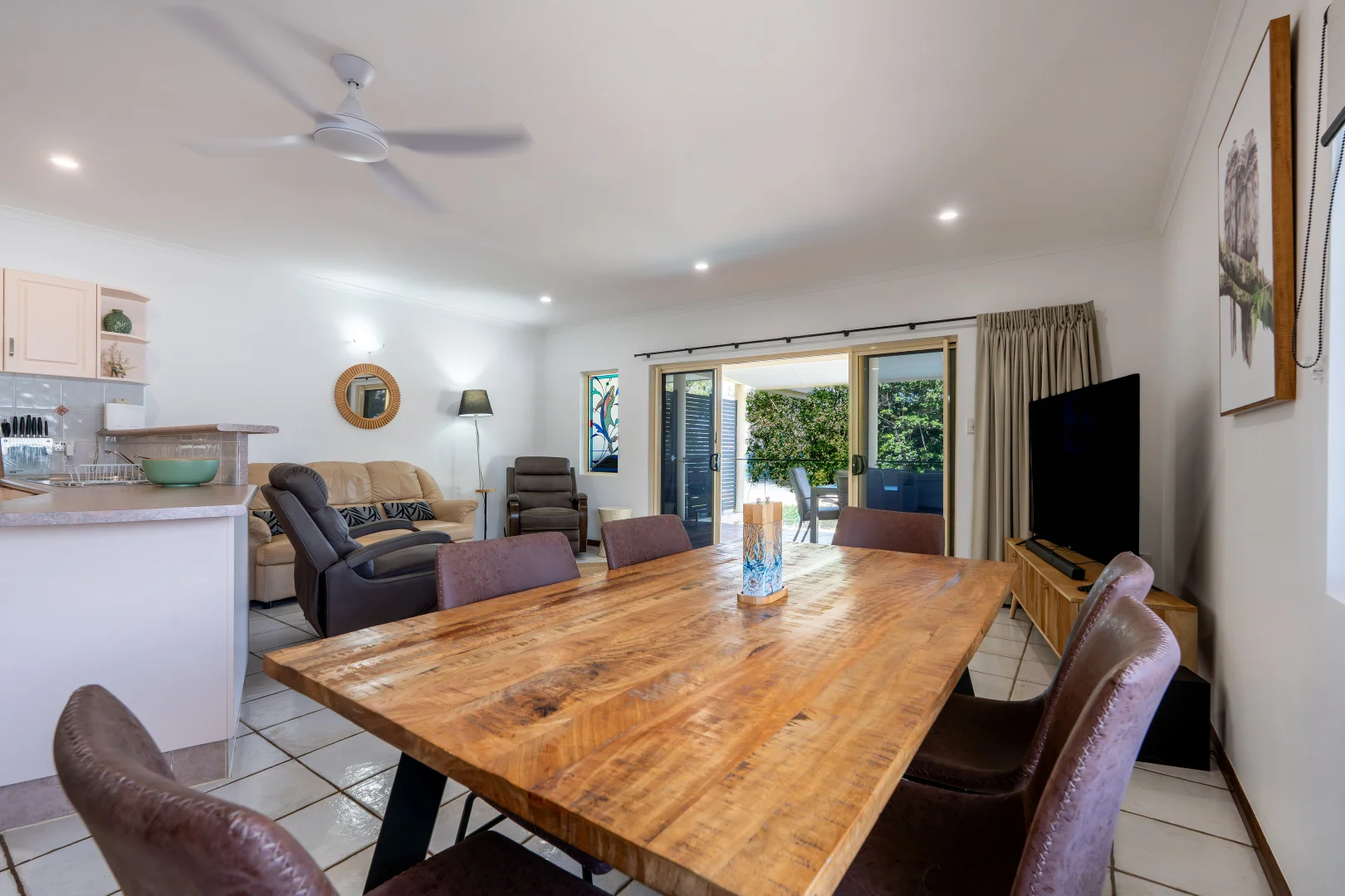 Additional image 6 of Unit 3/112 Kennedy Esplanade, South Mission Beach QLD 4852