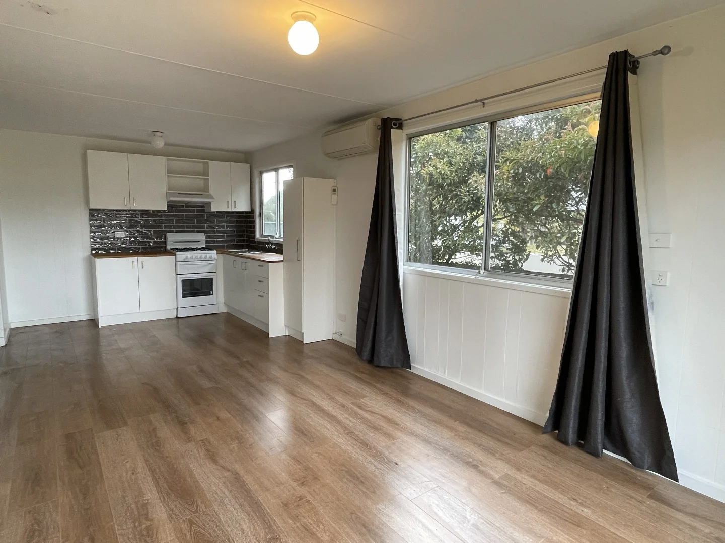 Additional image 4 of 11 Latrobe Street, Rosedale VIC 3847