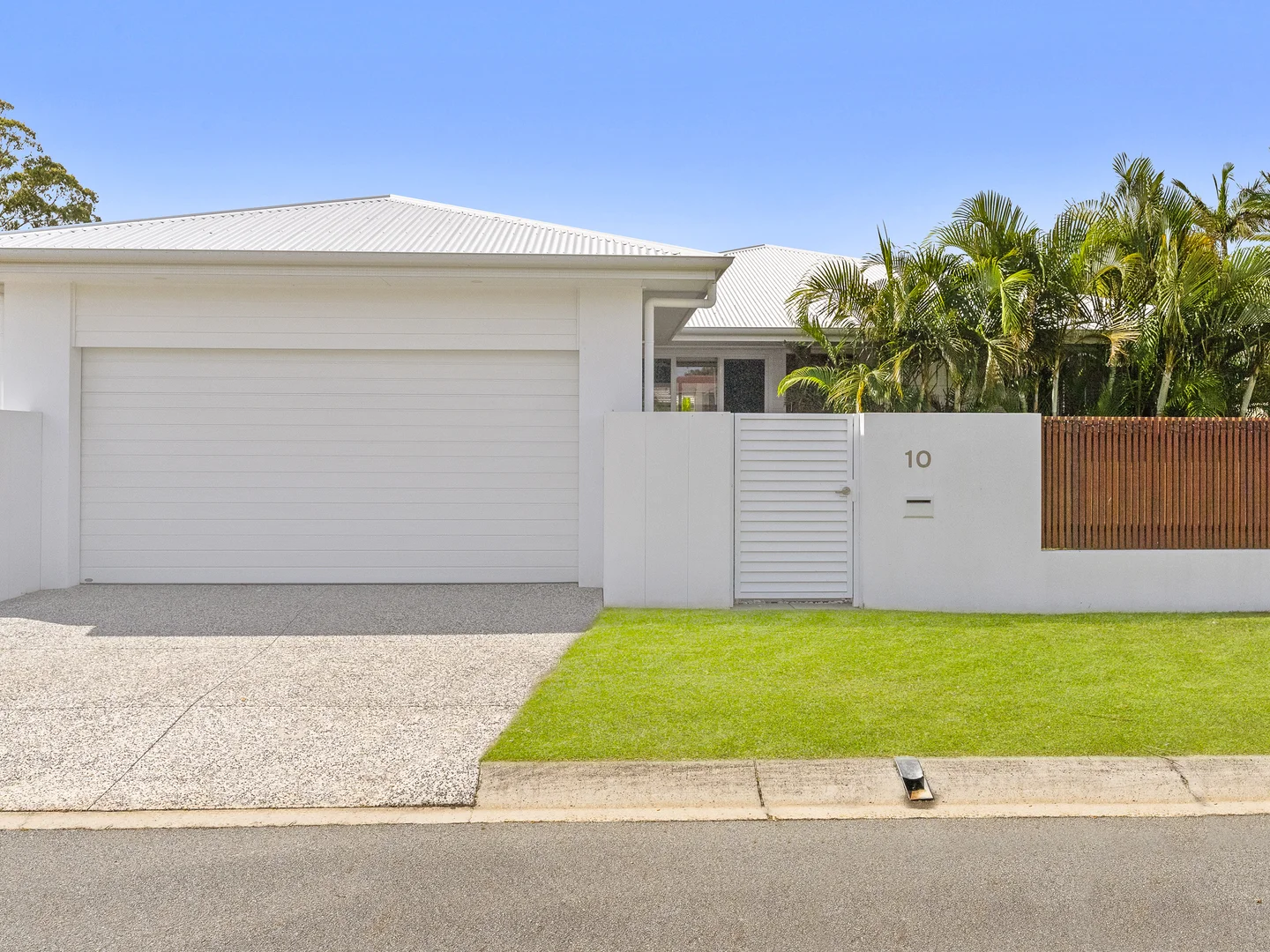 Additional image 3 of 10 Cuckoo Crescent, Burleigh Waters QLD 4220