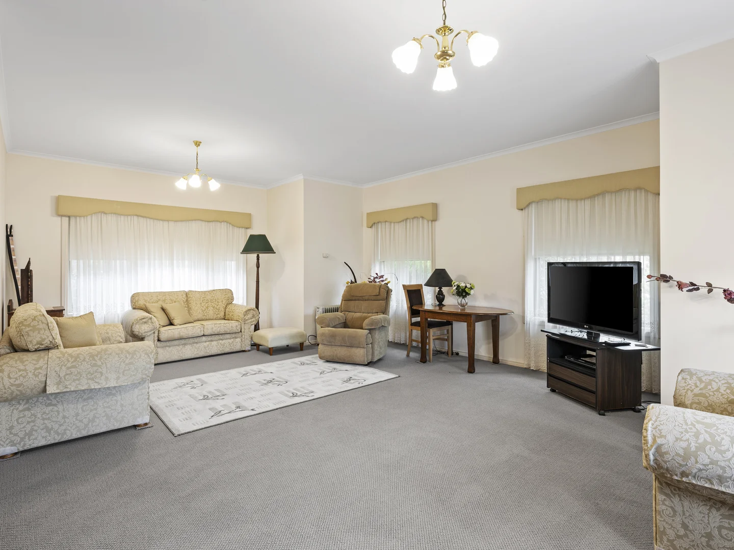 Additional image 5 of 3 Somerset Crescent, Mansfield VIC 3722