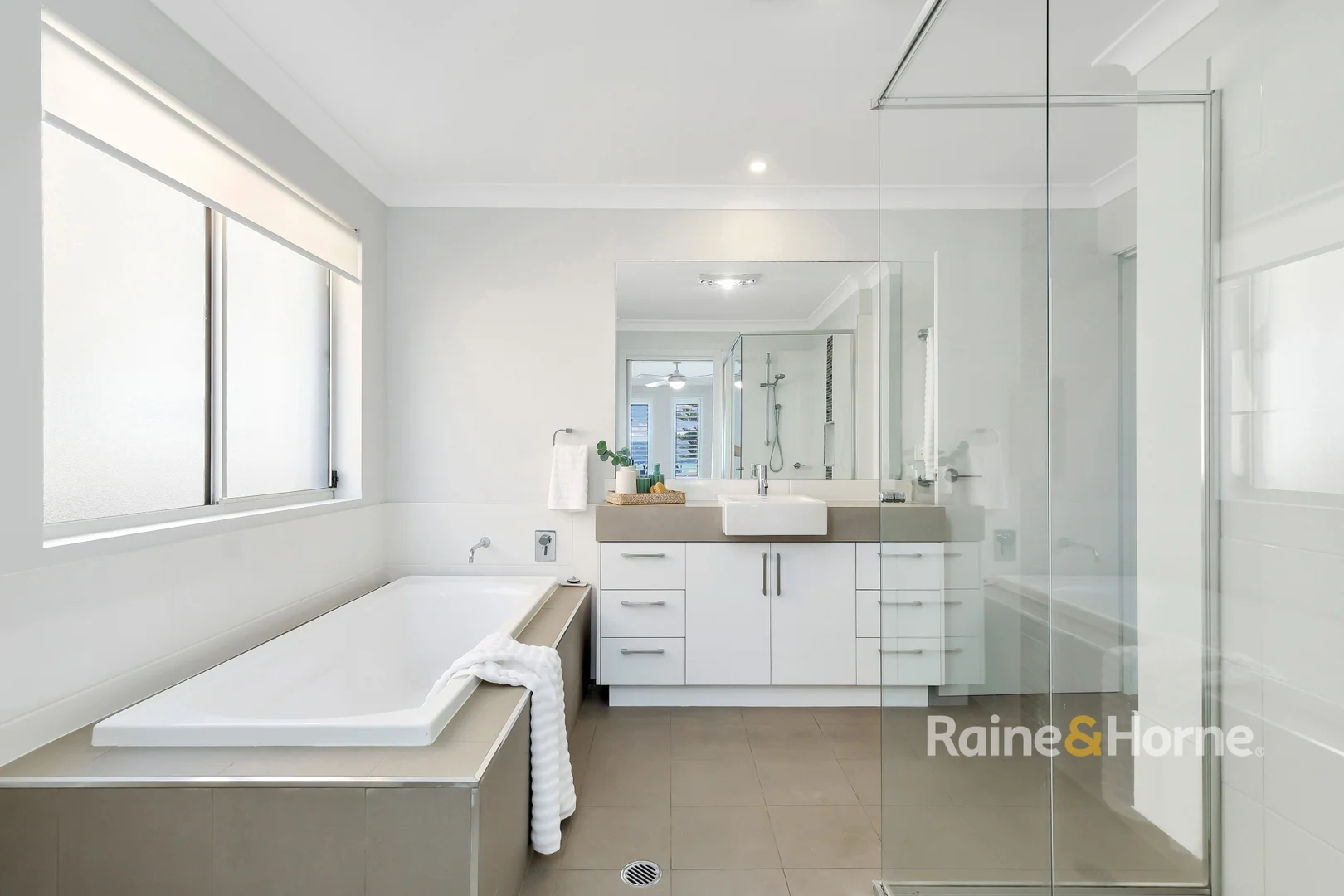 Additional image 20 of 68 The Esplanade, Ettalong Beach NSW 2257