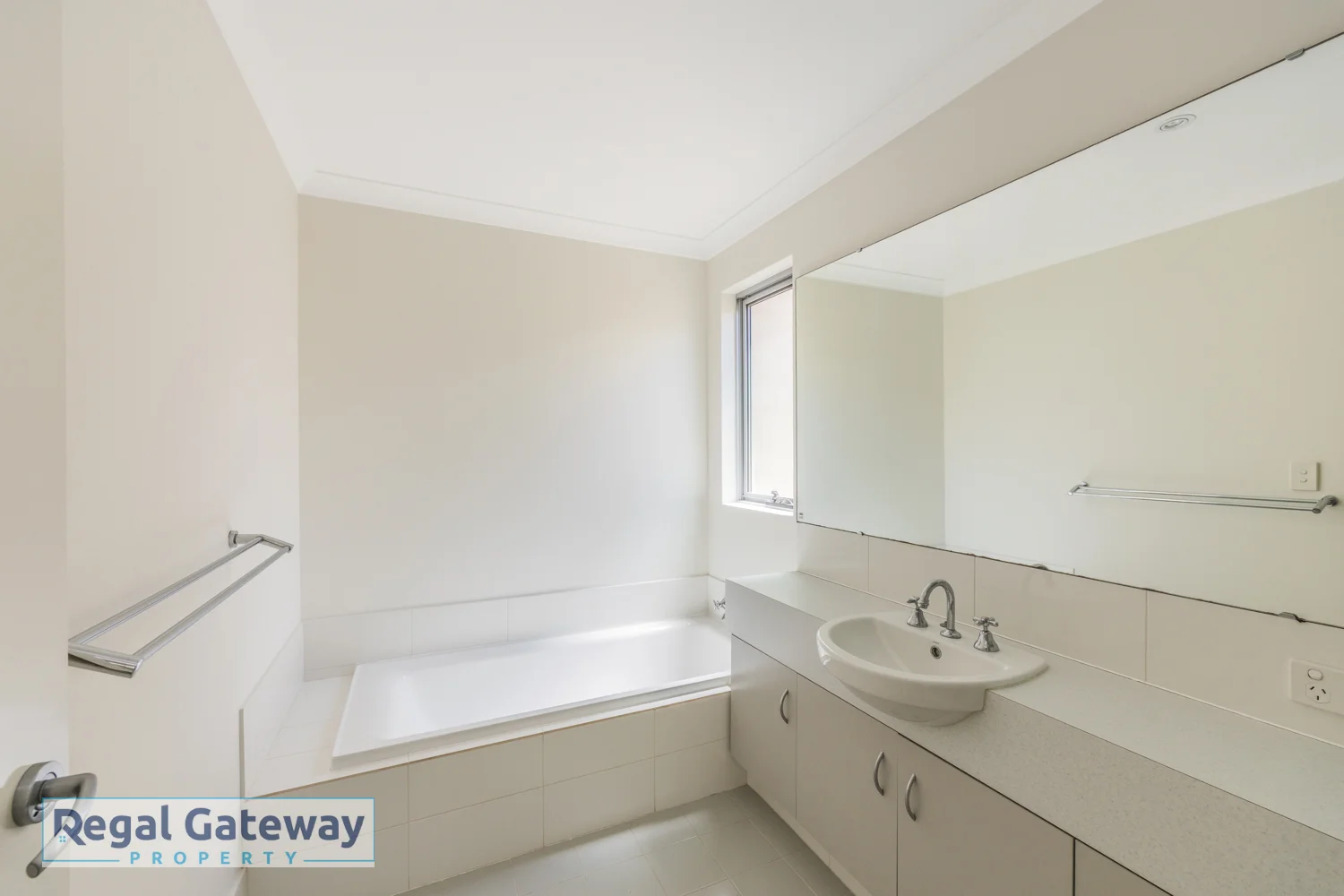 Additional image 11 of 36 Goldfields Loop, Wandi WA 6167