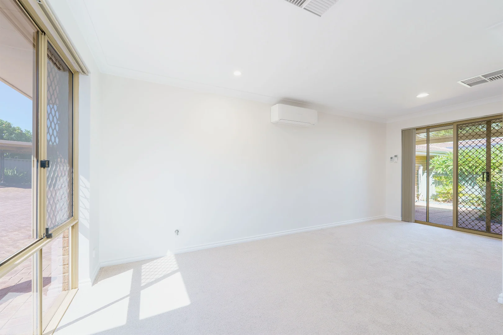 Additional image 7 of 7/28 Marangaroo Drive, Marangaroo WA 6064