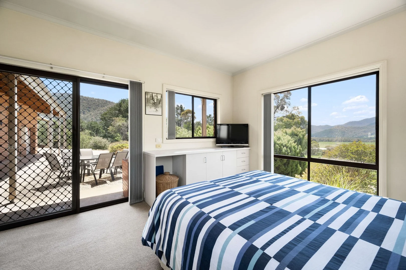 Additional image 17 of 411 Mount Buffalo Road, Porepunkah VIC 3740