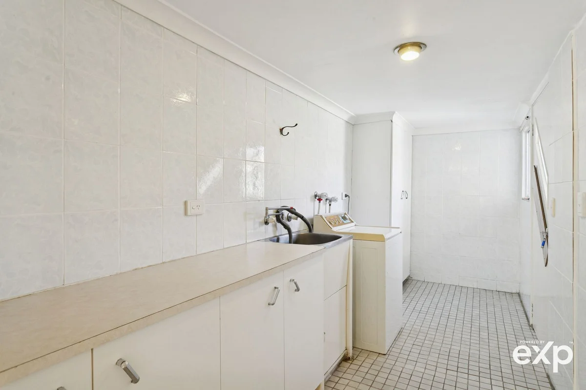 Additional image 10 of 2 Fogerthorpe Crescent, Maylands WA 6051