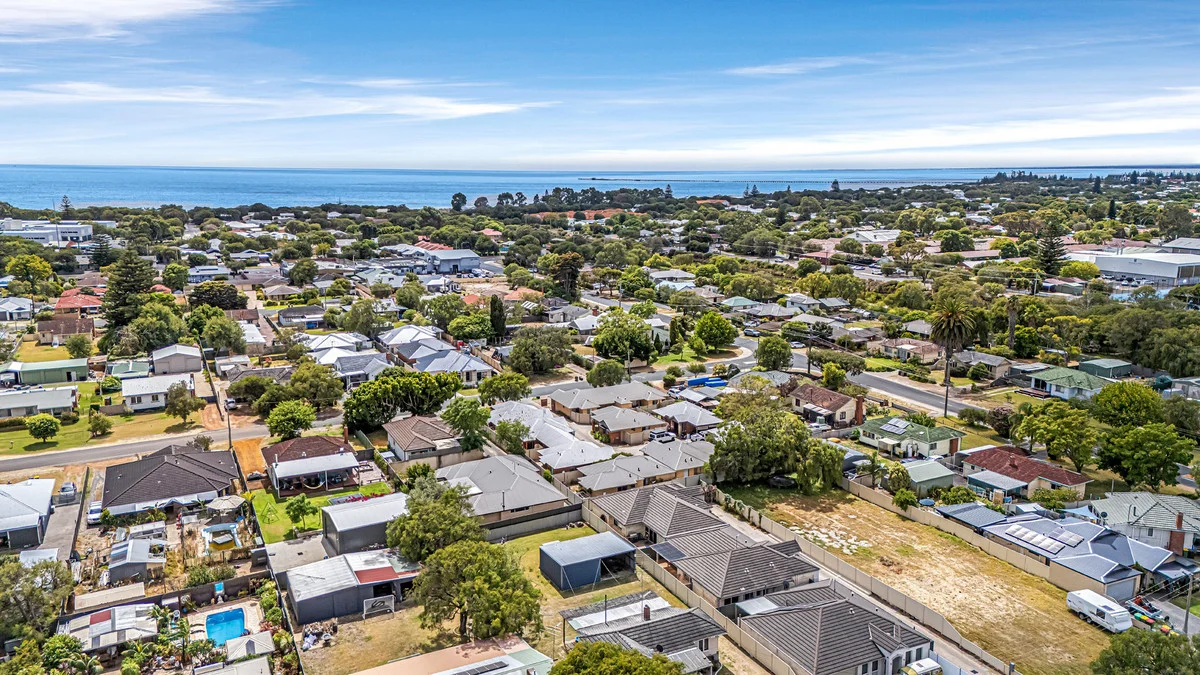 Additional image 27 of 2/3 Moore Street, West Busselton WA 6280