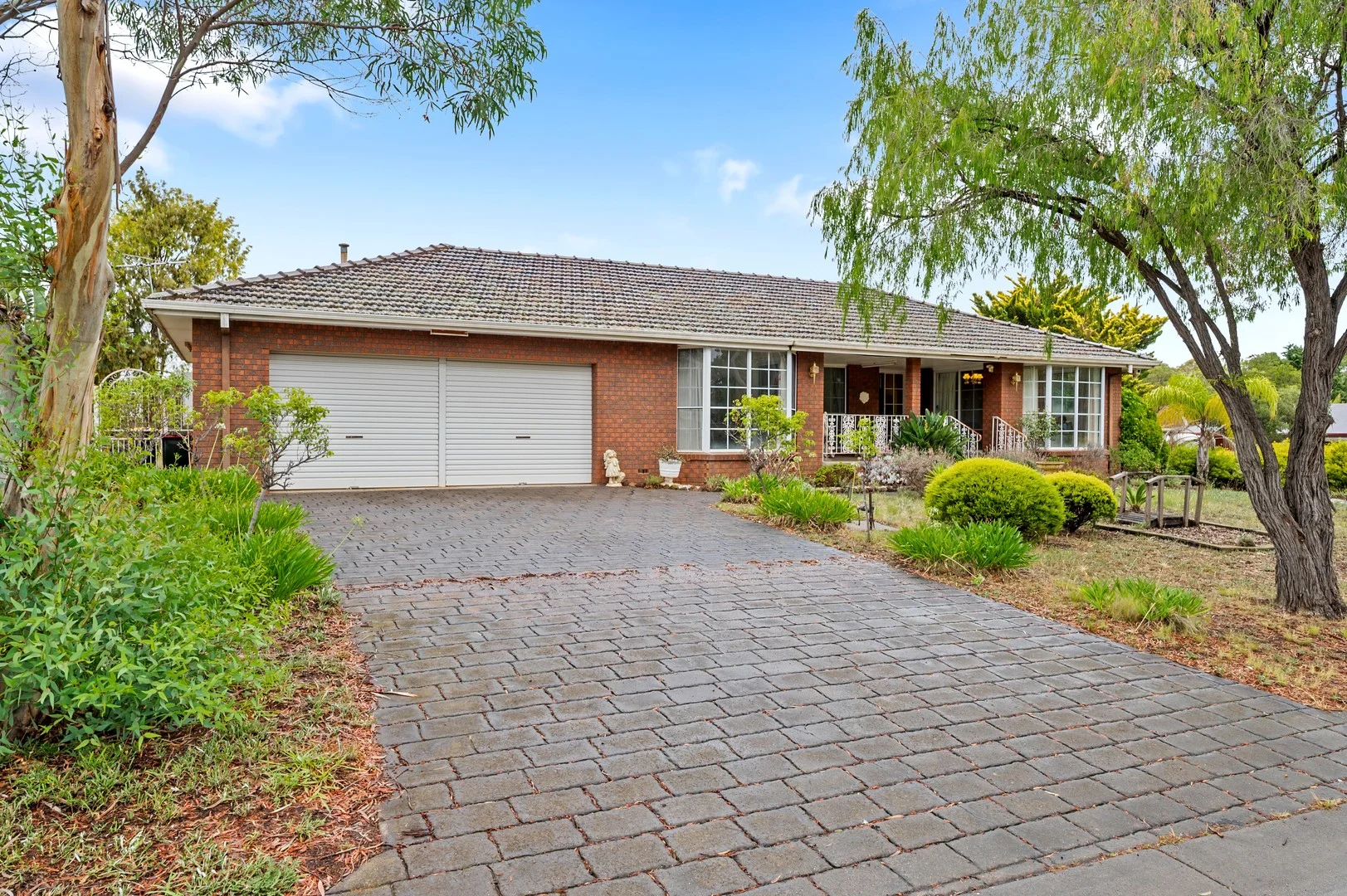 11 Coornong Court, Kurunjang VIC 3337