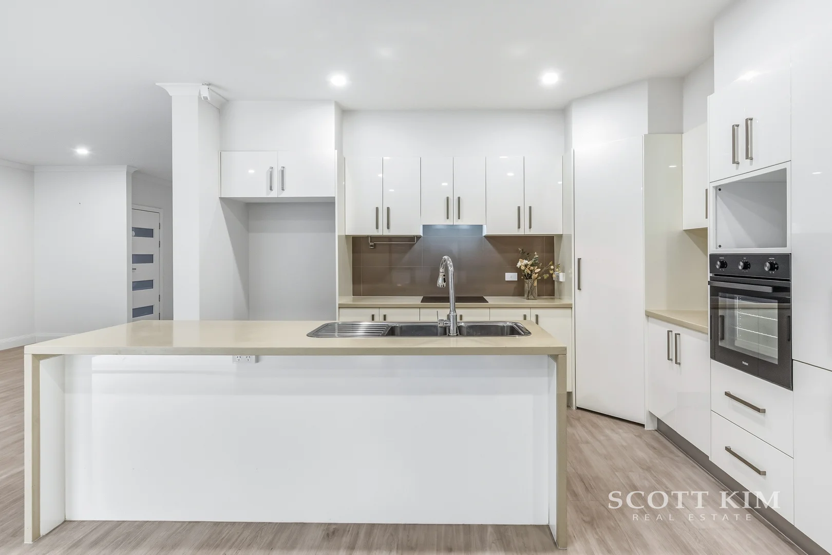 Additional image 4 of 1/106 Warrigal Road, Camberwell VIC 3124