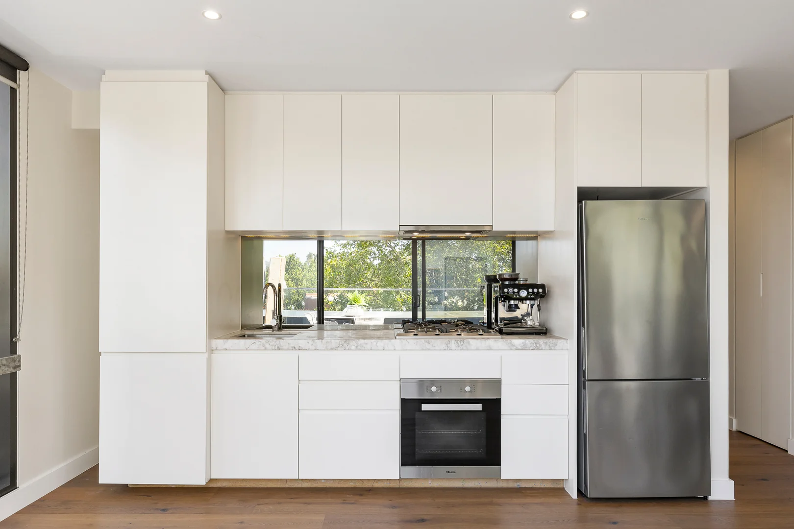 Additional image 3 of 305/2 Kingsley Street, Elwood VIC 3184