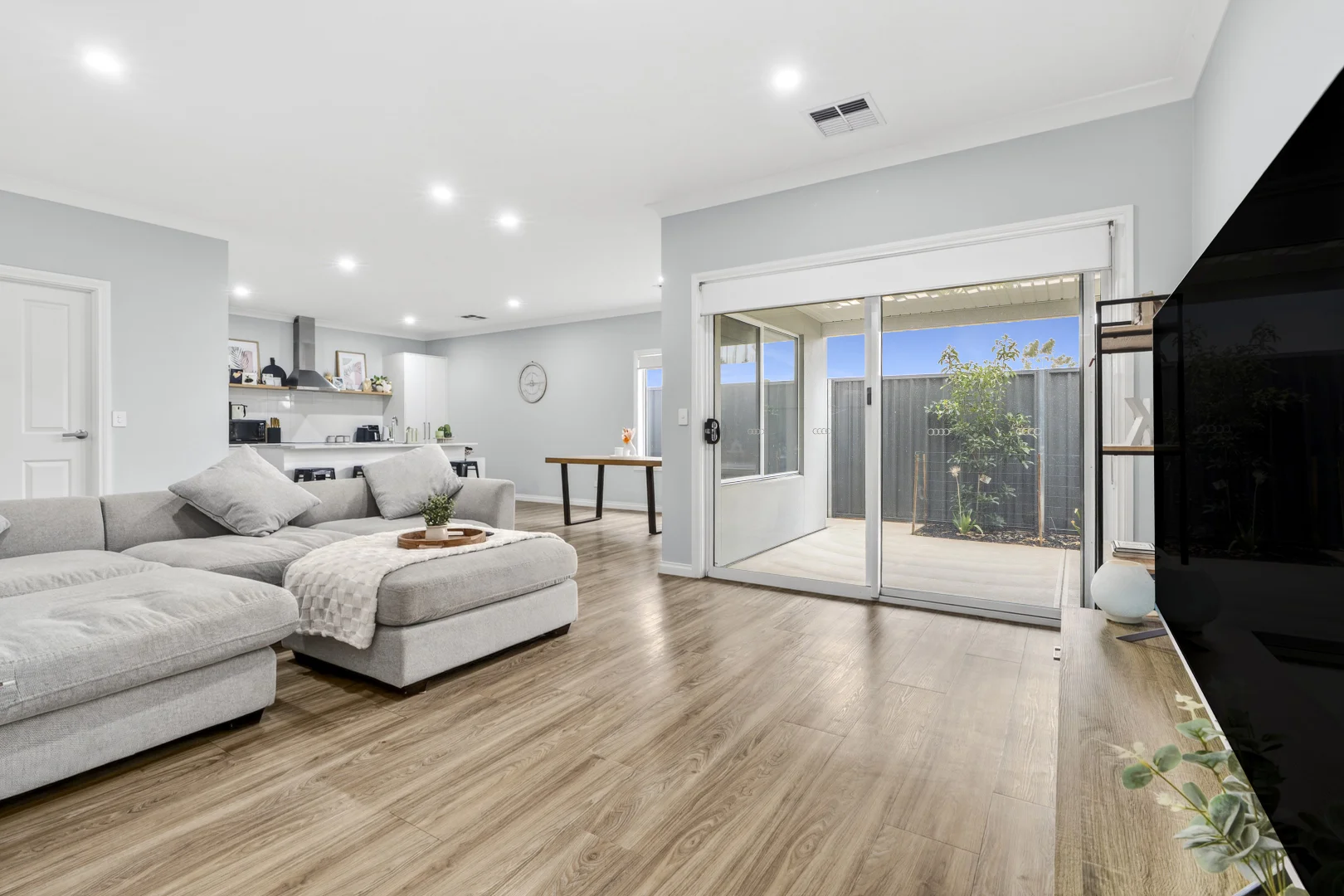 Additional image 5 of 28A Twentyfirst Street, Renmark SA 5341