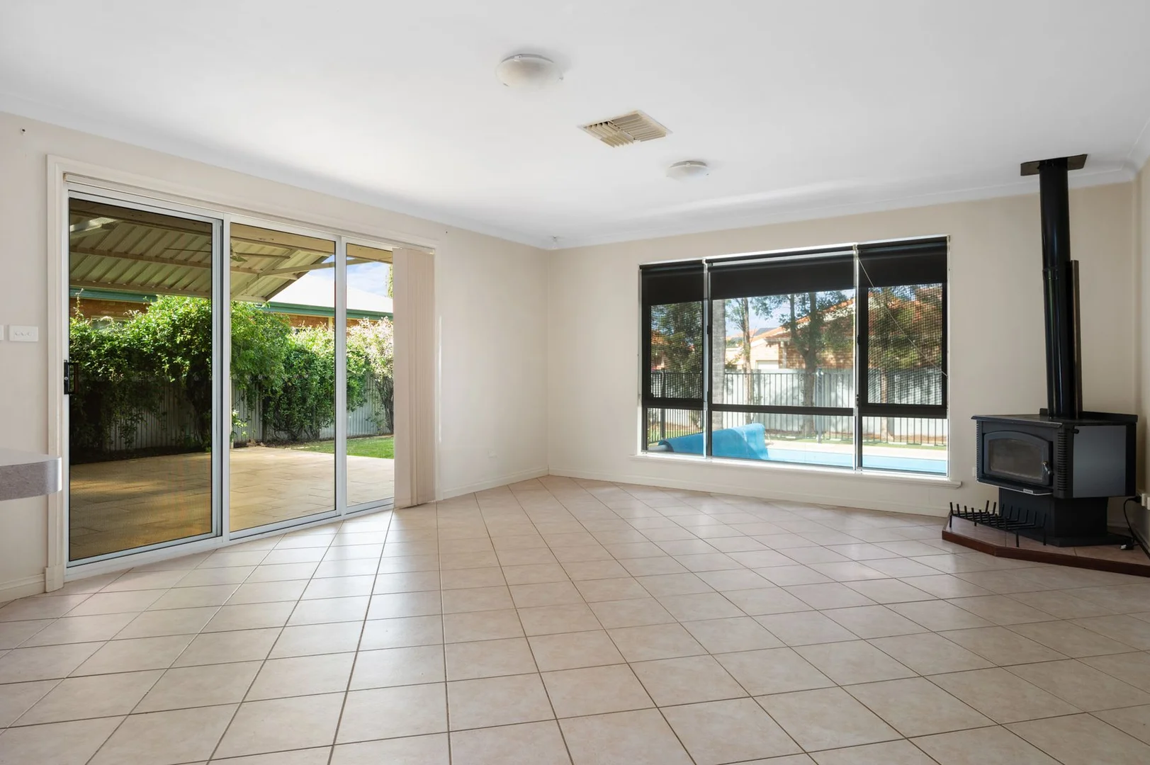 Additional image 4 of 5 Riverina Way, Hannans WA 6430